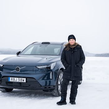 Follow our editor-in-chief as she goes ice-driving with Volvo in Sweden