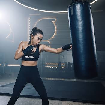 ON_PLANT_BENNYCAPP_GYM_BOXING_AMY_1x1 ON_PLANT_BENNYCAPP_GYM_BOXING_AMY_1x1