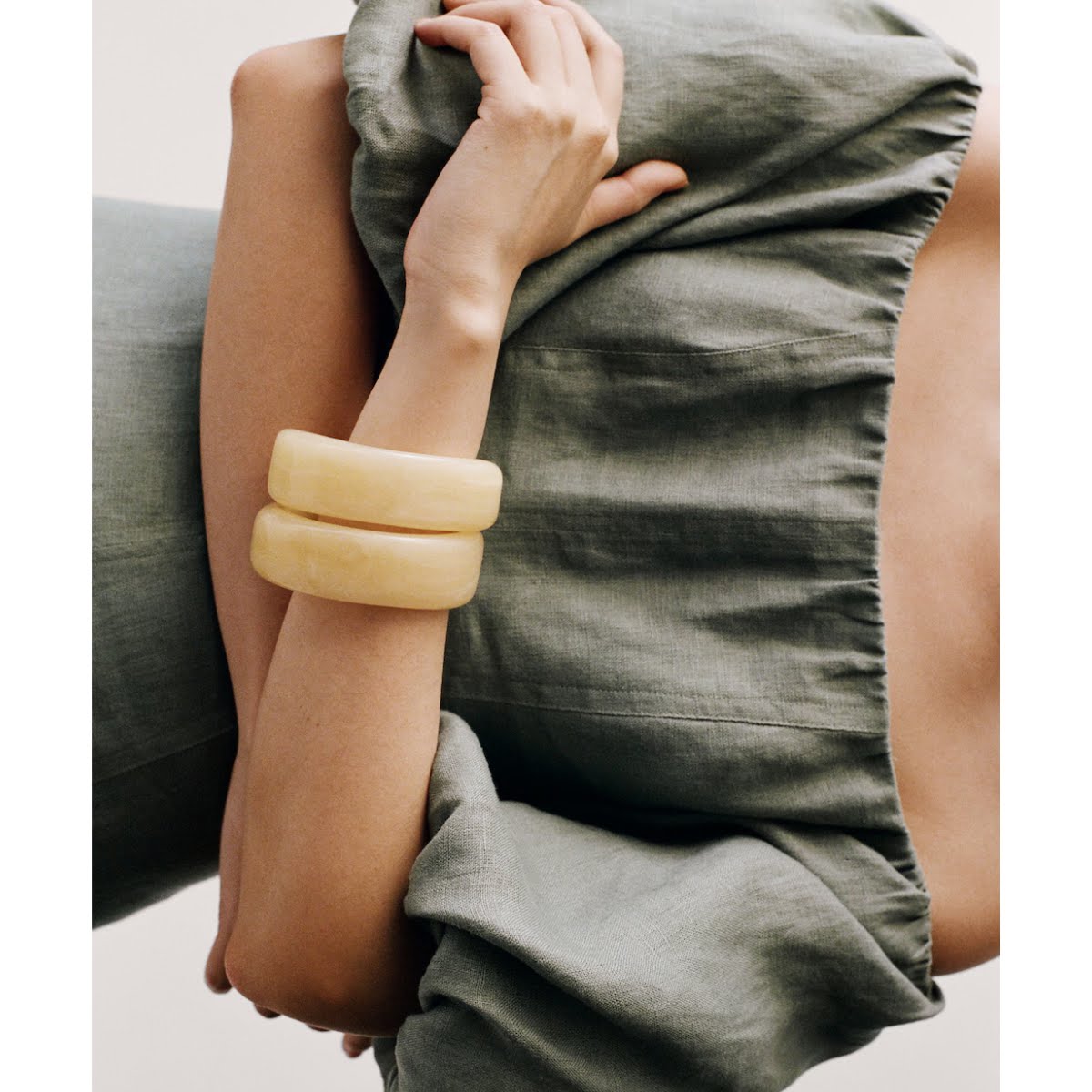 Puffed Sleeve Linen Dress, €89.99