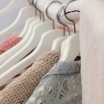 trade and sell clothes online