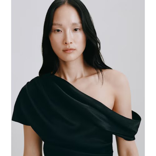 Short Sleeves Draped Blouse, €49.99